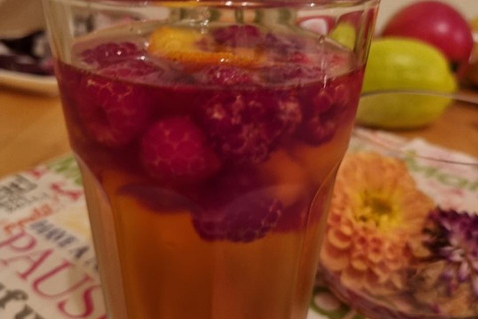 Apfel-Himbeer-Cocktail