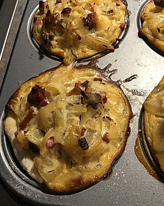 Zwiebelkuchen in der Muffinform