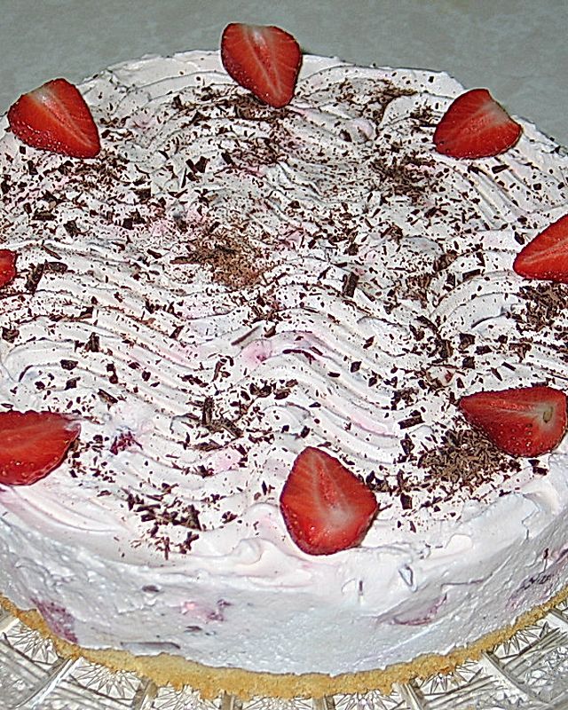 Erdbeer-Yogurette Torte