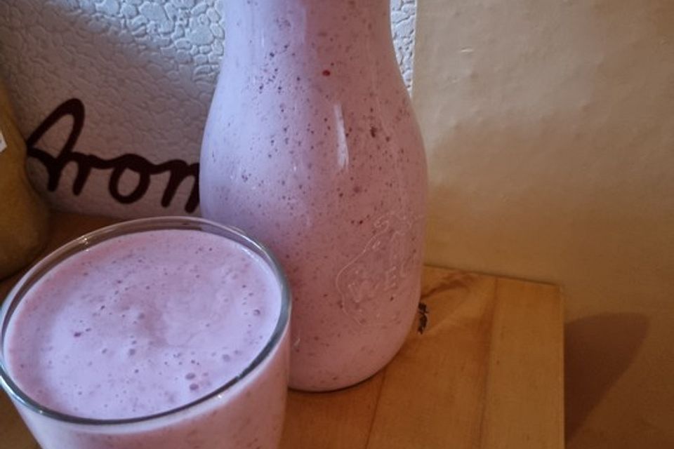 Erfrischender Himbeer-Milchshake