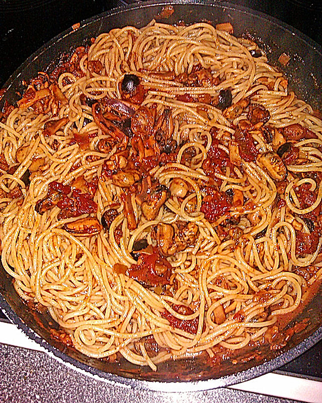 Spaghetti Puttanesca à la Jette