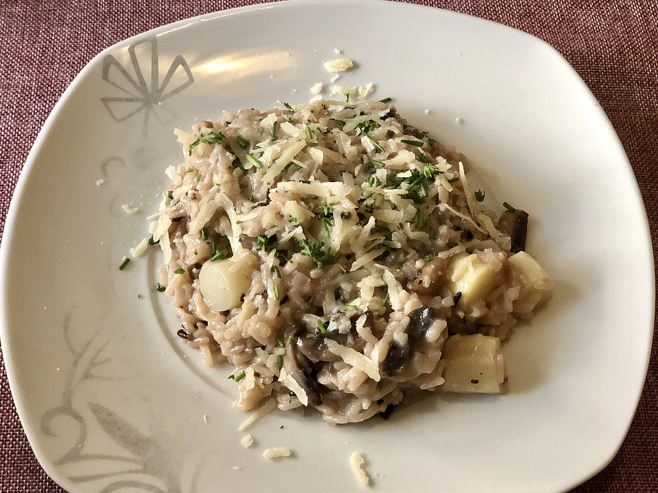 Spargelrisotto mit Champignons und Kräutern von Damaris16 | Chefkoch