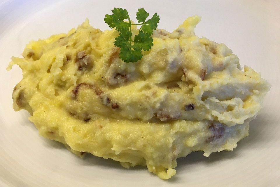 Kartoffelpüree mit Röstzwiebeln