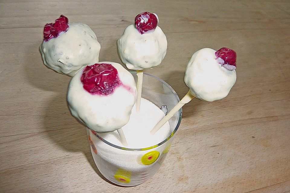 Schwarzwälder Kirsch Cake Pops