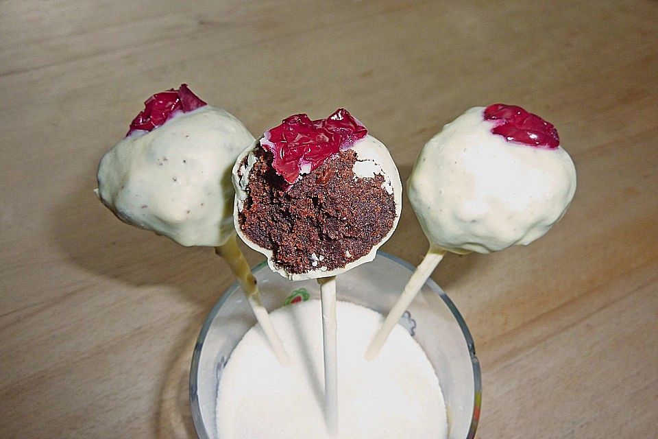 Schwarzwälder Kirsch Cake Pops