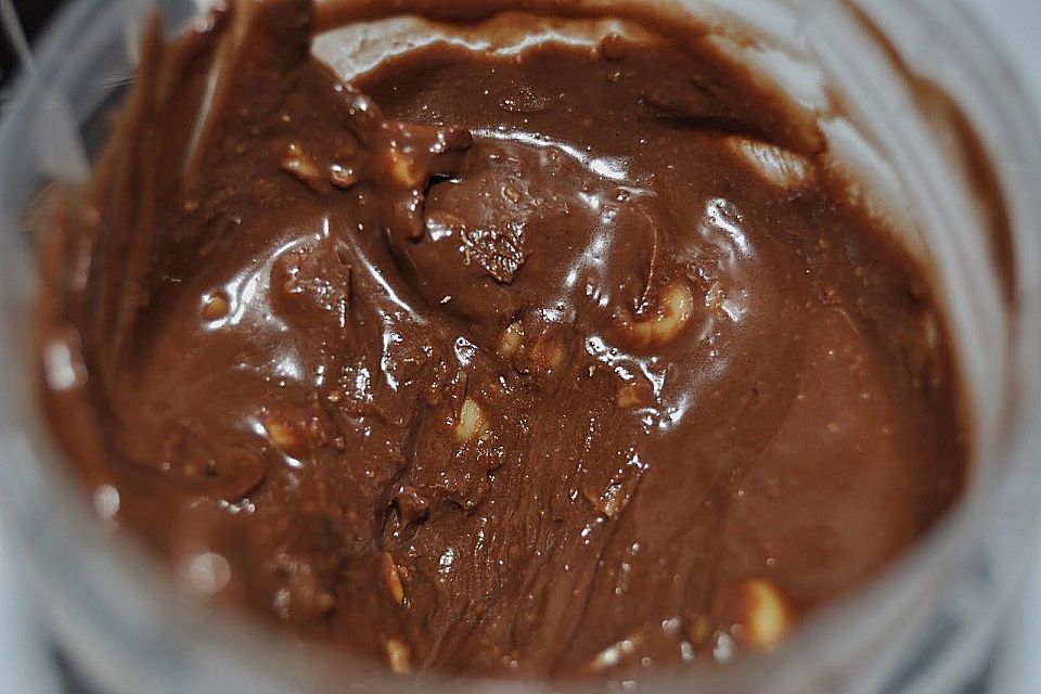 Snickers-Creme bzw. Snickers-Brotaufstrich Snickers-Creme bzw. Snickers-Brotaufstrich