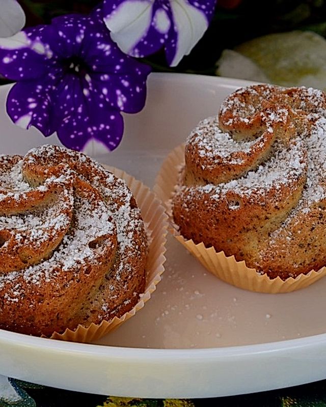 Apfel-Mohn-Muffins mit weißer Schokolade