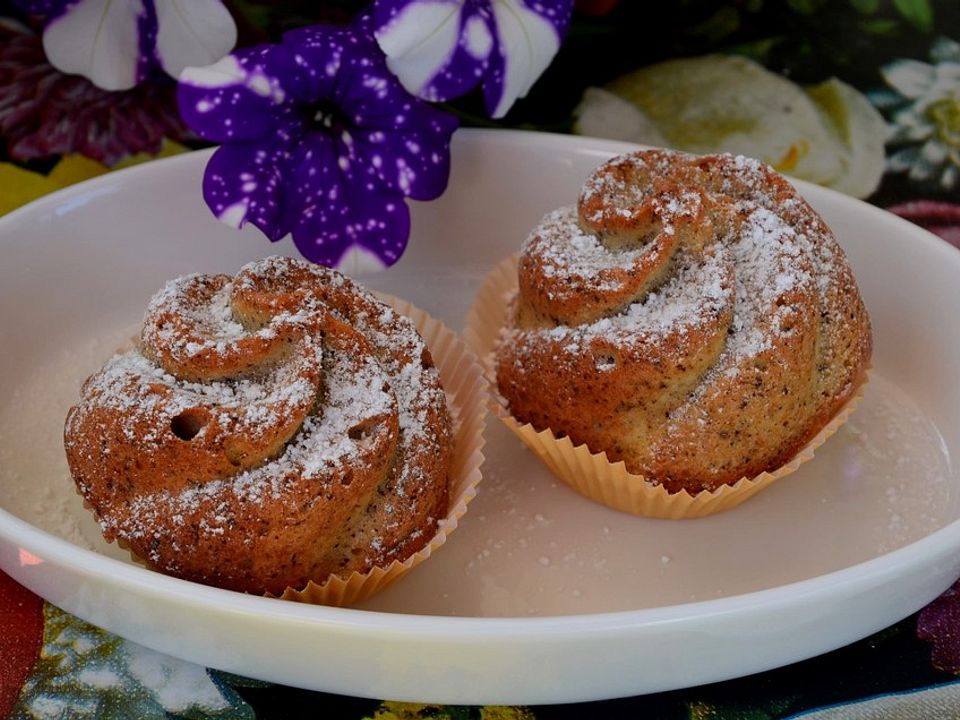 Apfel-Mohn-Muffins mit weißer Schokolade von notoday| Chefkoch