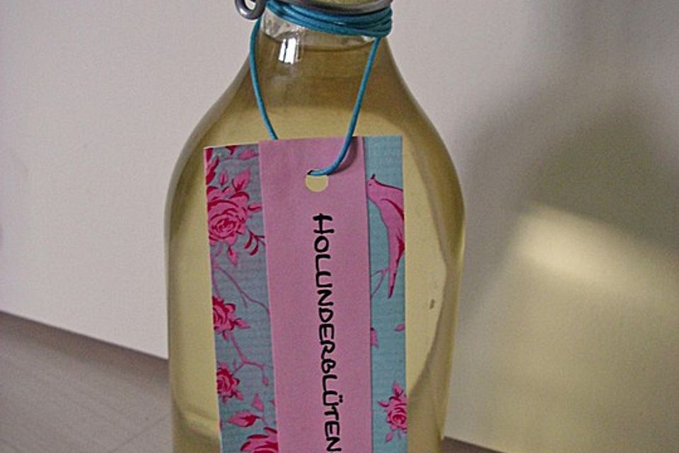 Holunderblütensirup