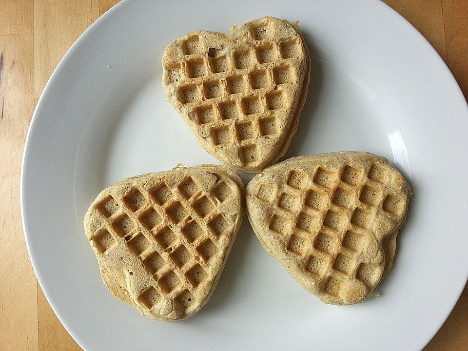 Buchweizenwaffeln mit Sonnenblumenkernen von petjapaeng| Chefkoch