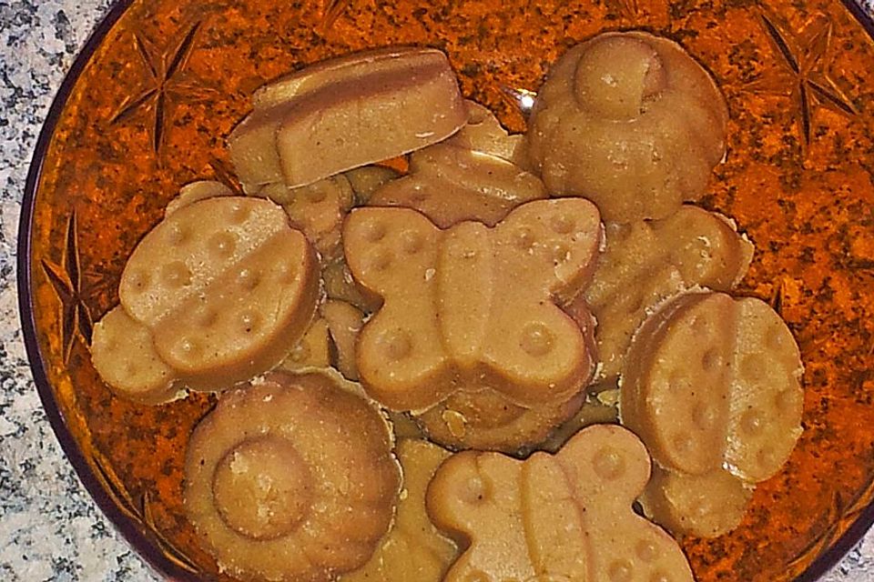 Easy Peanut Butter Fudge Easy Peanut Butter Fudge