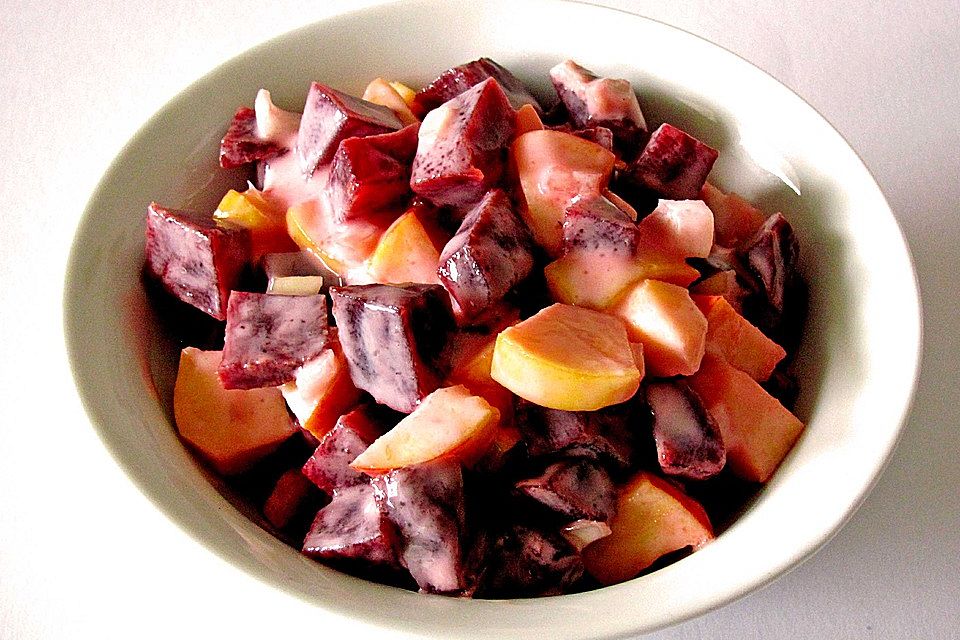 Rote Bete-Apfel-Zwiebelsalat