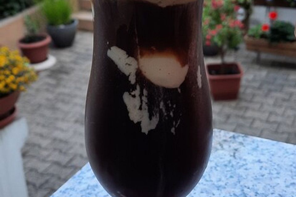 Eiskaffee nach Uromas Art