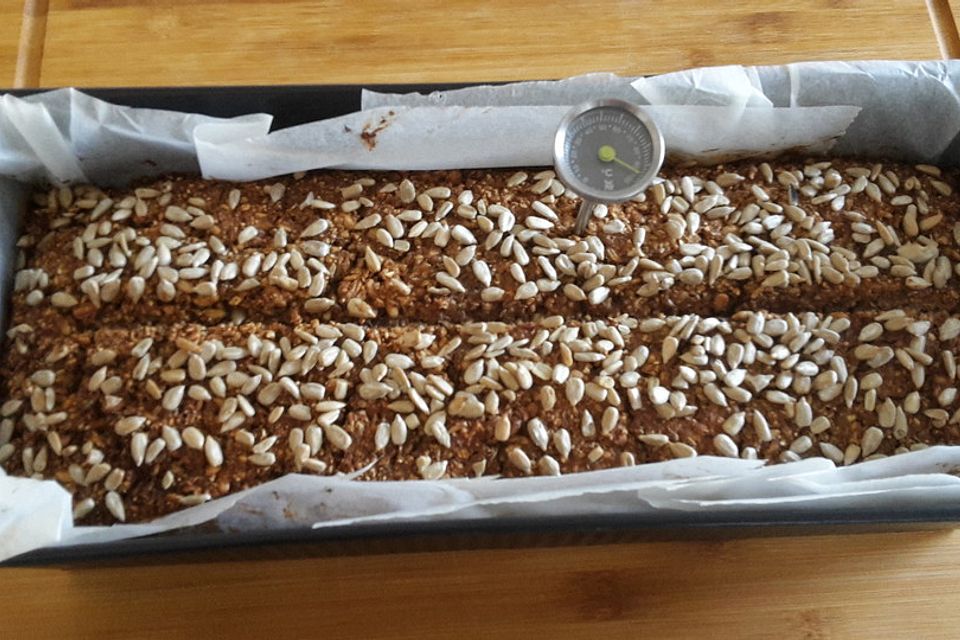 Buttermilch - Schwarzbrot (friesisch)