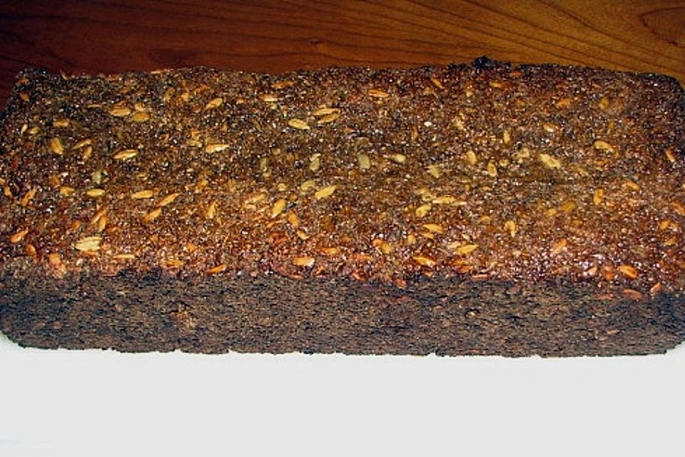 Buttermilch - Schwarzbrot (friesisch)