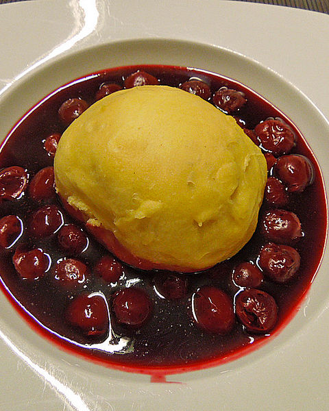 Hefeklöße Rezepte | Chefkoch