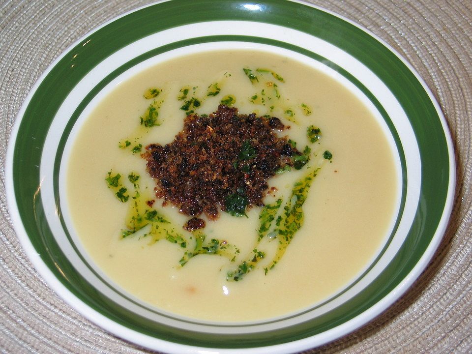 Blumenkohlsuppe mit Rosinen von LadyLily| Chefkoch