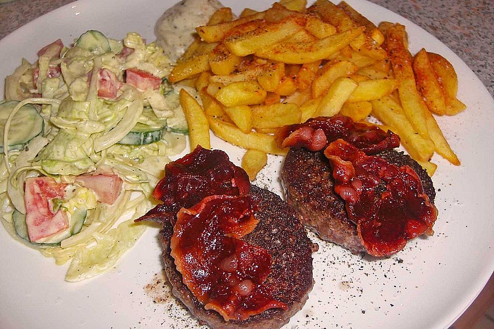 Deutsches Beefsteak nach Uromas Art