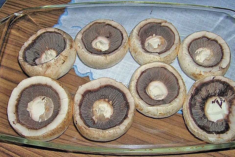 Gefüllte Champignons