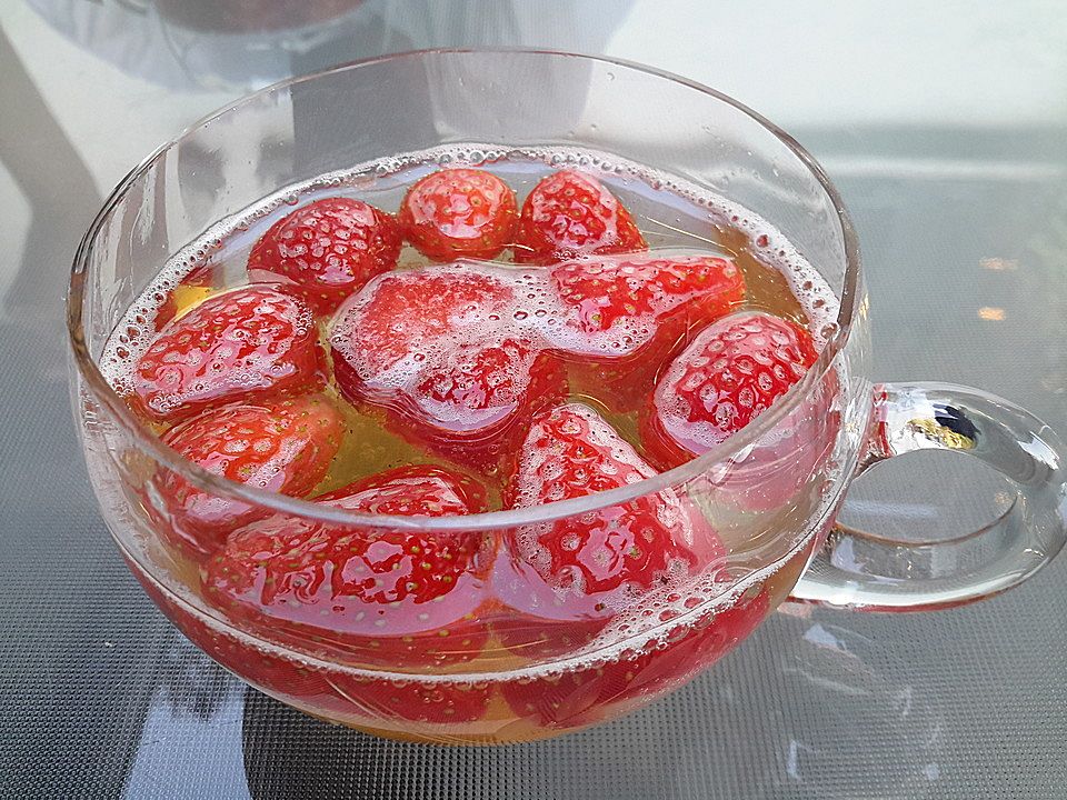 Erdbeerbowle von lenbäc| Chefkoch