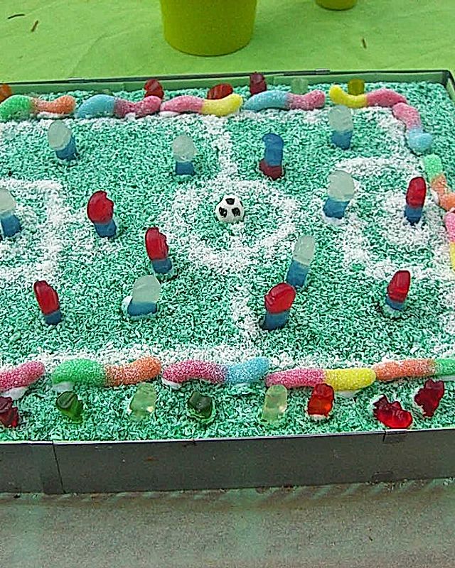 Fußballkuchen für den Kindergeburtstag oder zur EM/WM