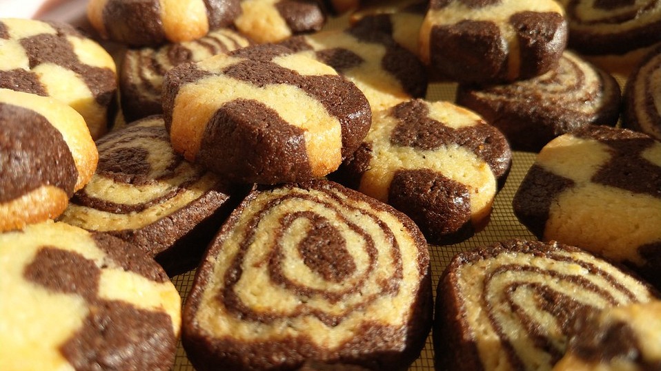 Schwarzweiß-Gebäck nach Uromas Art von gabriele9272 Schwarzweiß-Gebäck nach Uromas Art von gabriele9272