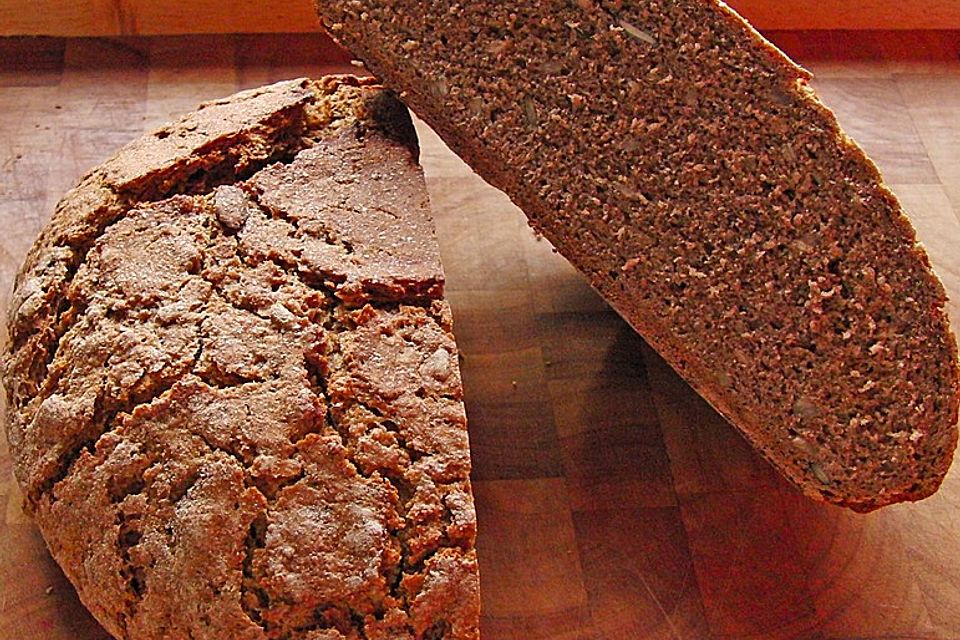 Vollkorn-Sauerteigbrot