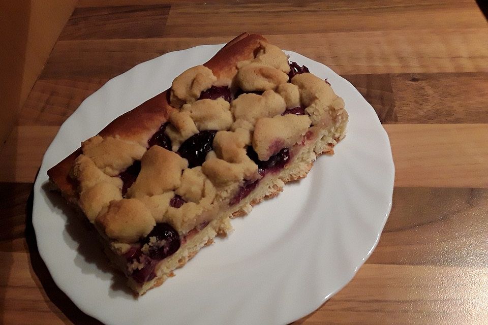 Kirsch-Streuselkuchen