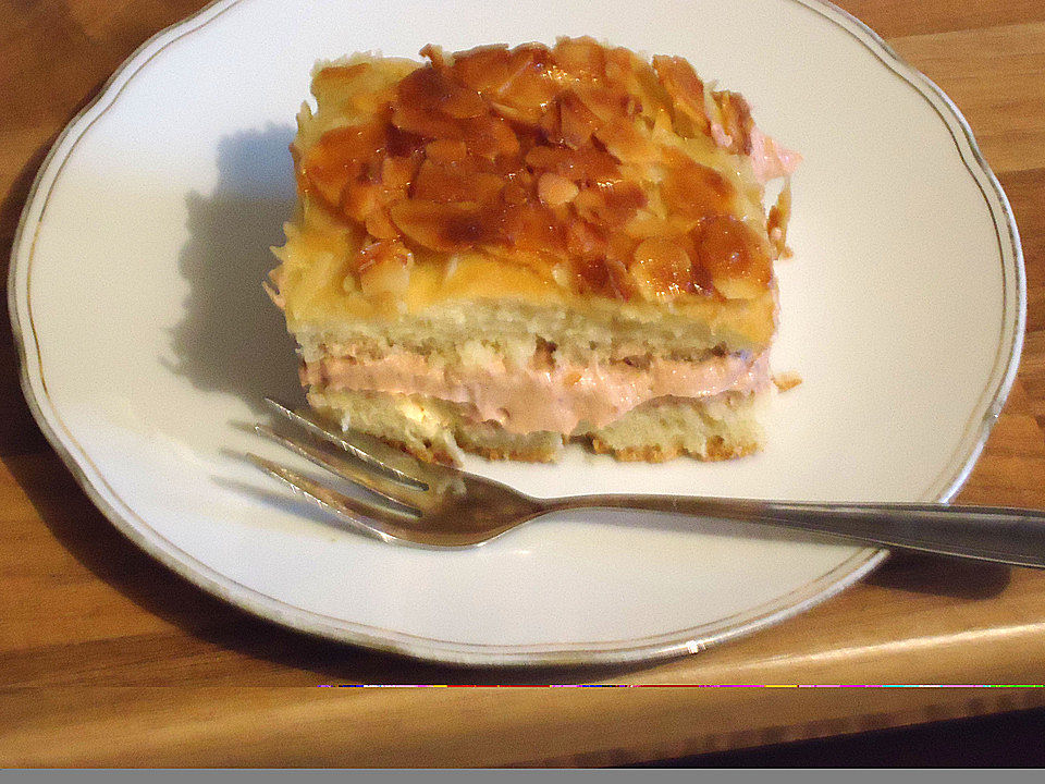 Bienenstich mit Frischkäse und Pflaumenmus von Betty4862| Chefkoch