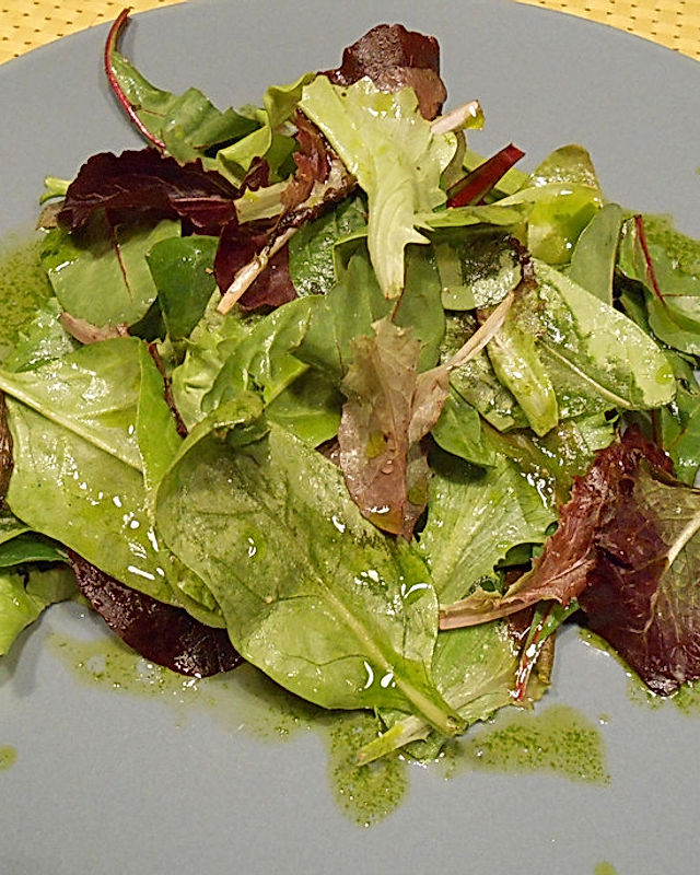 Salat-Pesto