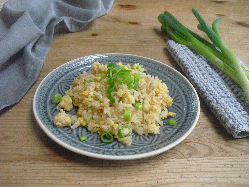 Chinesischer gebratener Reis mit Frühlingszwiebeln und Ei von jowe2460 ...
