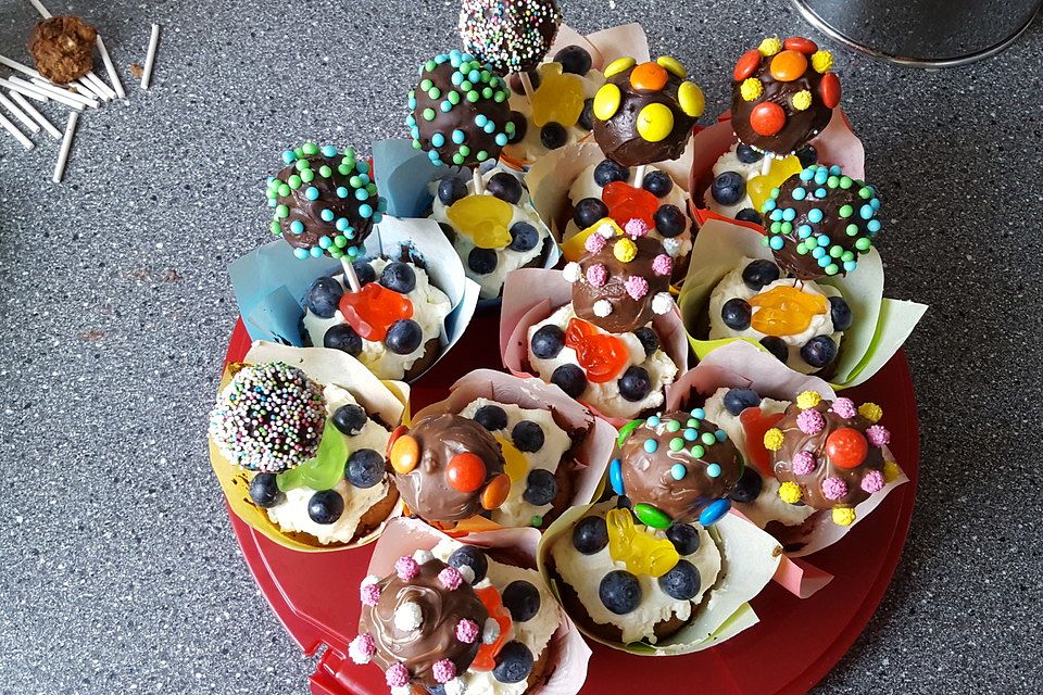 Cake-Pops mit Nutella-Frosting