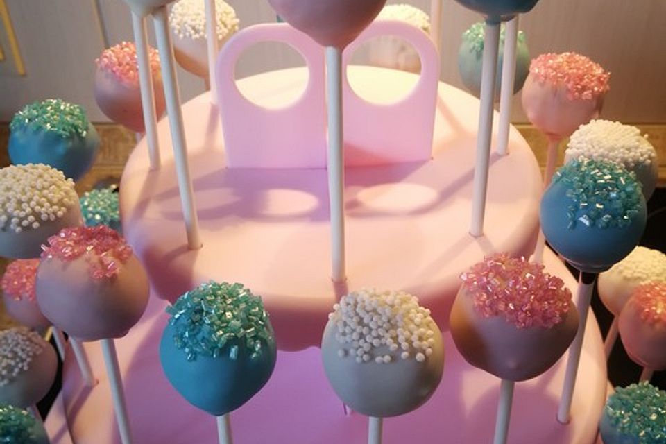 Cake-Pops mit Nutella-Frosting