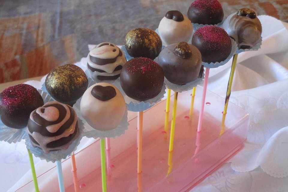 Cake-Pops mit Nutella-Frosting