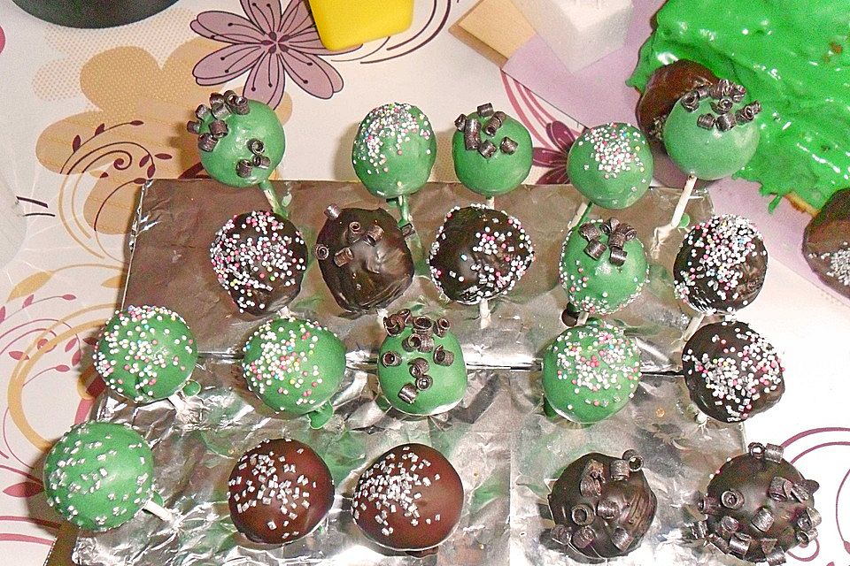 Cake-Pops mit Nutella-Frosting