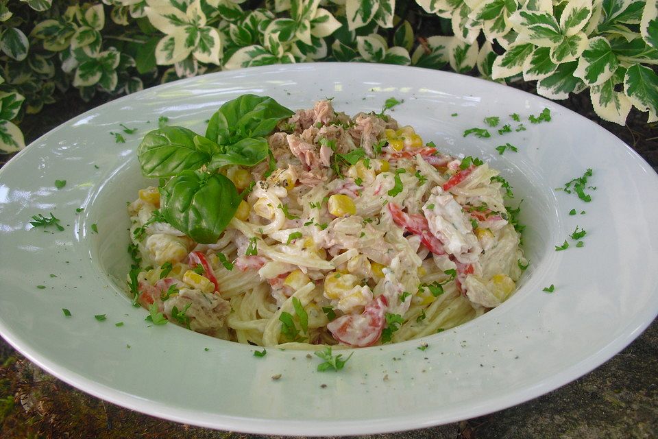 Thunfischsalat mit Nudeln