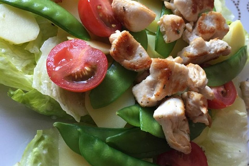 Hähnchenfilet mit Kartoffel-Bohnen-Salat