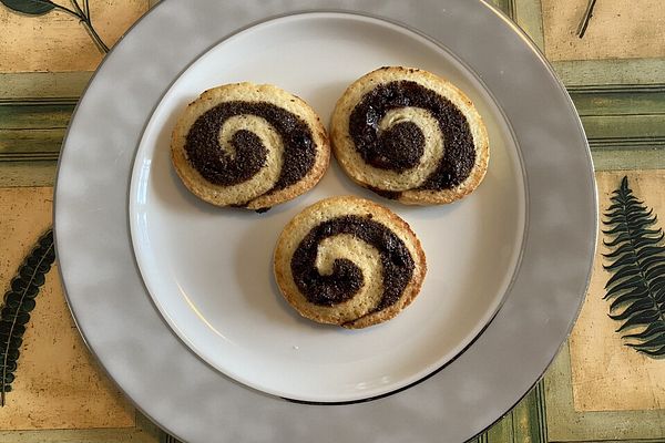 Amarena-Mohn-Schnecken von knoedelmaus | Chefkoch