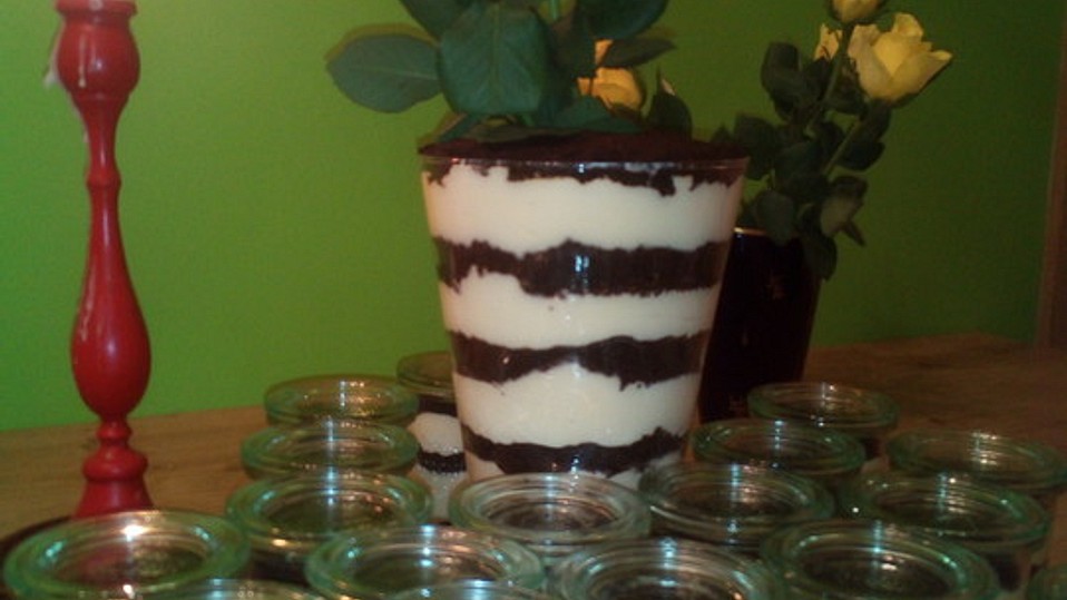 Oreo Blumenerde mit Vanillepudding von Pumpenflitzer