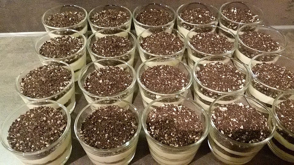 Oreo Blumenerde mit Vanillepudding von Pumpenflitzer