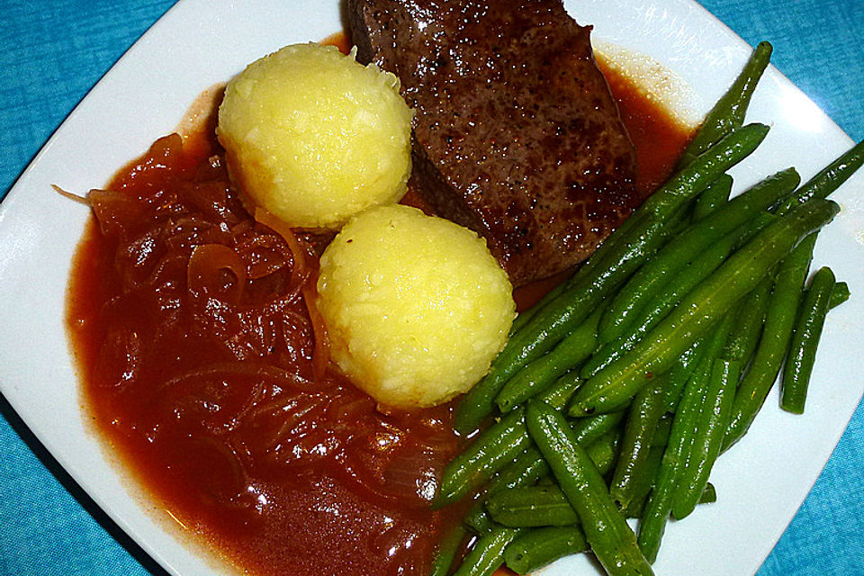 Salsa de cebolla oscura de Gabriela