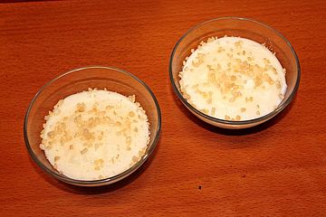 Reispudding mit Brombeerkompott und Mandelmus