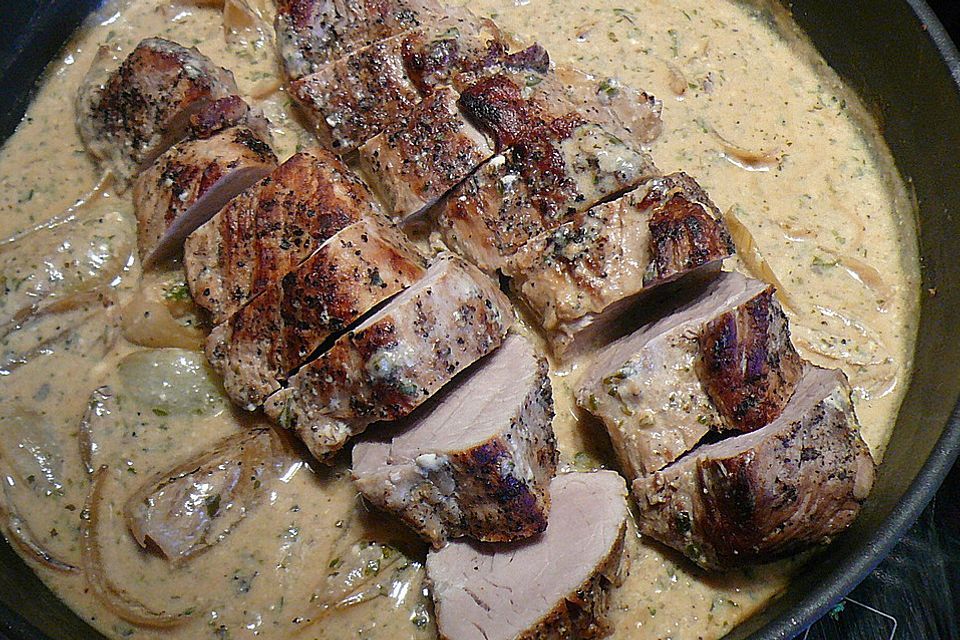 Schweinefilet in Kräuter-Senf Soße