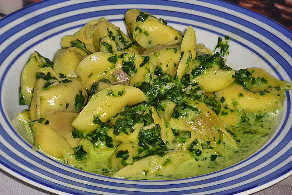 Tortellini in Spinat-Schinken Soße