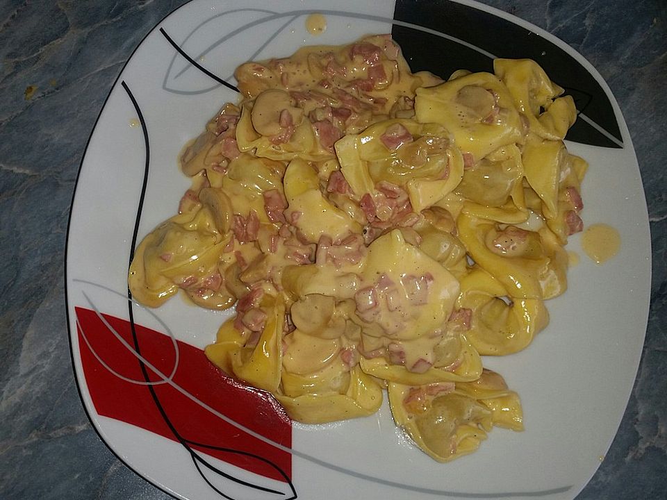 Tortellini in Pilz-Sahnesoße von RocknRose242| Chefkoch