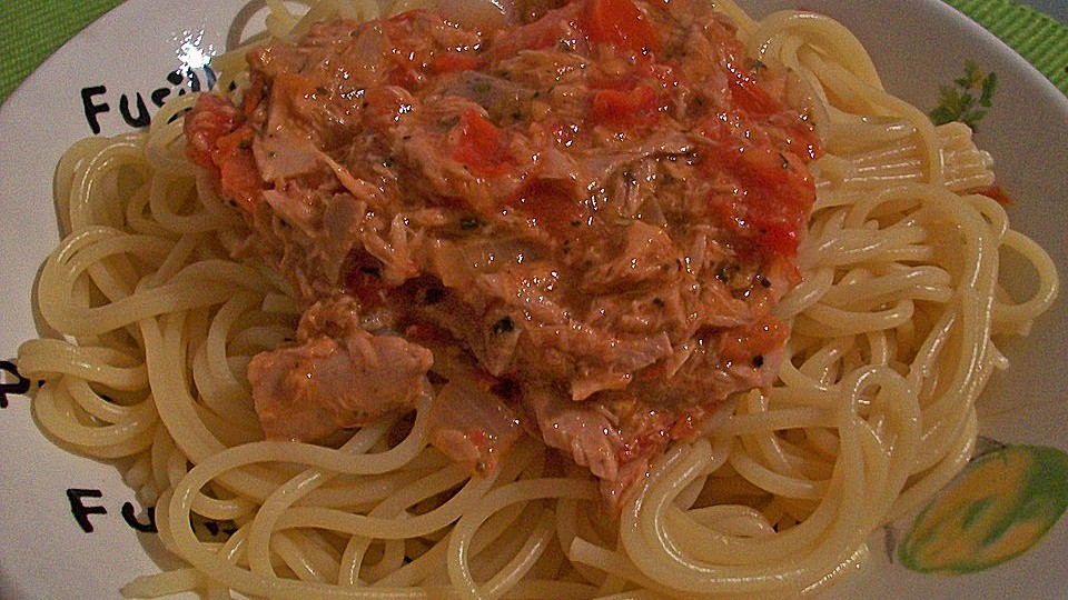 Nudeln Mit Thunfisch Tomaten Sauce Von Mangocurry Chefkoch