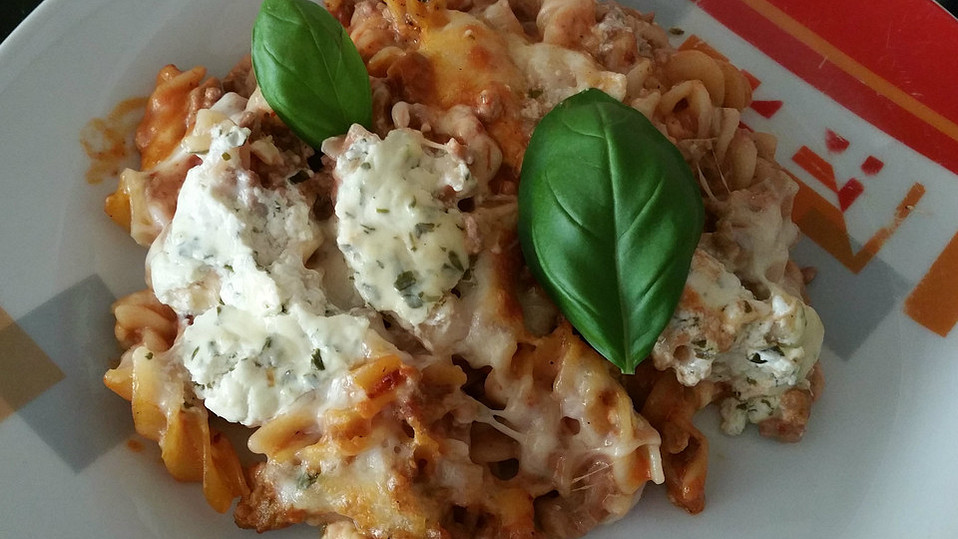 Penne-Tomaten-Hackfleisch Auflauf von RocknRose242 Penne-Tomaten-Hackfleisch Auflauf von RocknRose242