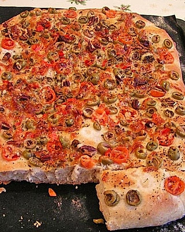 Pizzabrot mit Paprika und Feta