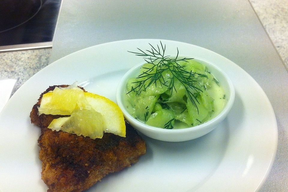 Gurkensalat mit Dill