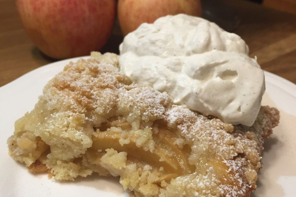 Apfelkuchen mit Streuseln